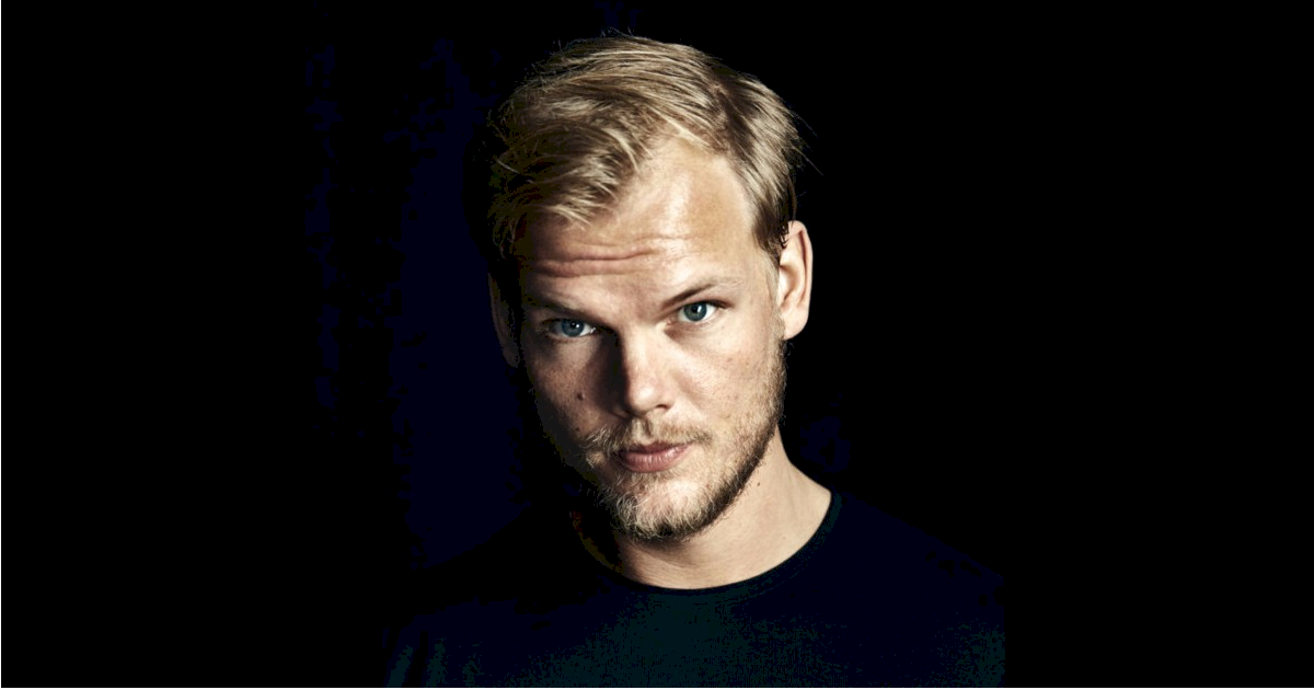 Avicii: coletânea que revisita legado do artista é lançada em vinil duplo