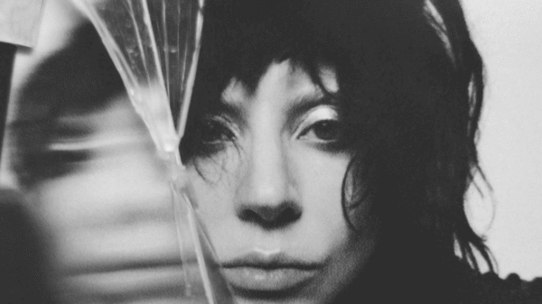 Lady Gaga lança 'Mayhem' em disco de vinil 'Picture disc'
