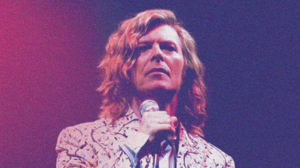 David Bowie: show em Glastonbury 2000 é revisitado em disco de vinil triplo