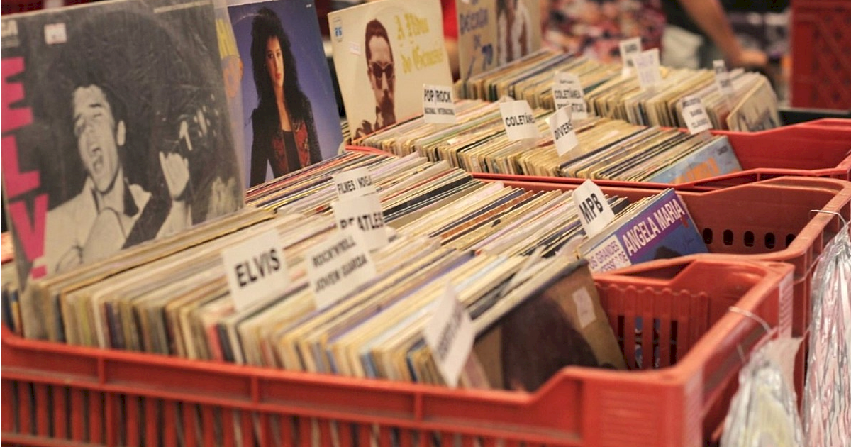 Feira de discos de vinil acontece em S.J. dos Campos  