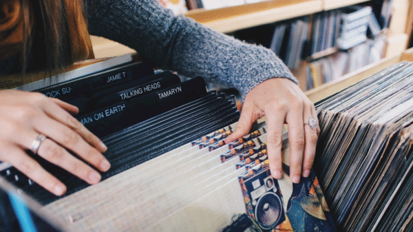Como os jovens descobriram os discos de vinil no século 21?