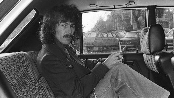 George Harrison: coletânea 'Let It Roll' é lançado pela primeira vez em vinil
