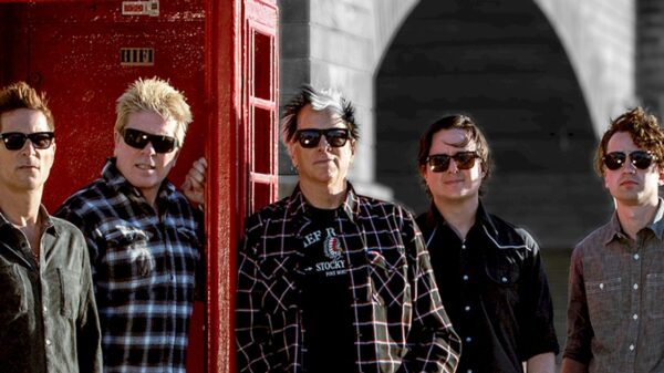 The Offspring lança edição exclusiva de 'Americana' em vinil mármore verde e preto